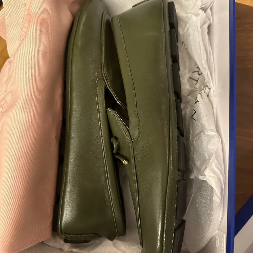 BNIB Stuart Weitzman Newport Driving Loafer - Picture 7 of 8